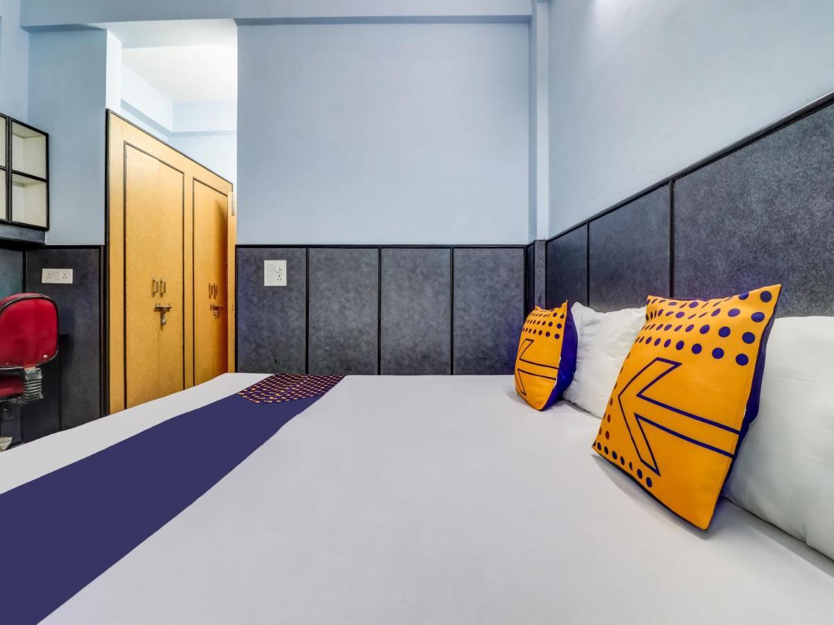 Spot On 82236 Aryan Home Stay Jhajra Экстерьер фото